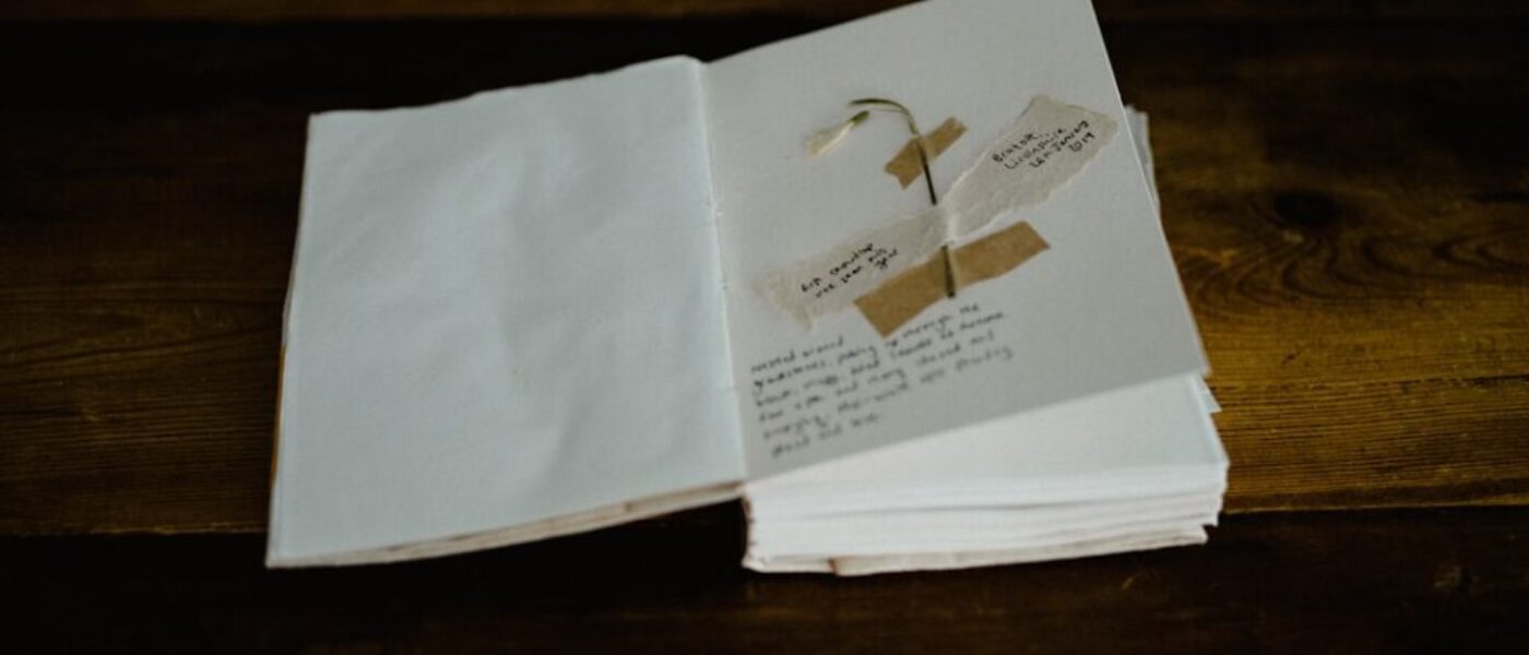 Dlaczego warto przeczytać fraszki Jana Kochanowskiego